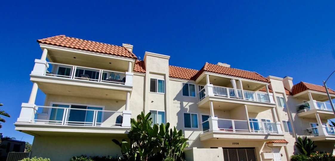 Denid Manor, Oceanside, California, blue sky, plants