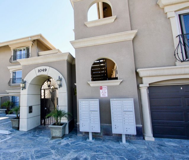 1049 property of Pacific Villas located in Pacific Beach, CA