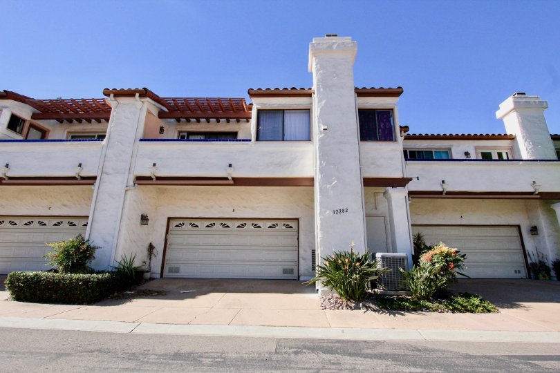 Two story residential homes inside the Fairway Vistas in Rancho Bernardo CA