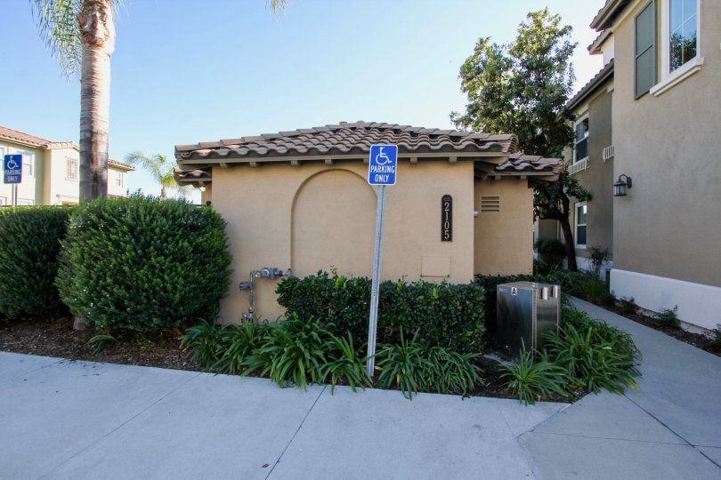 the larkspur heights is a simply super house of the san marcos city in ca