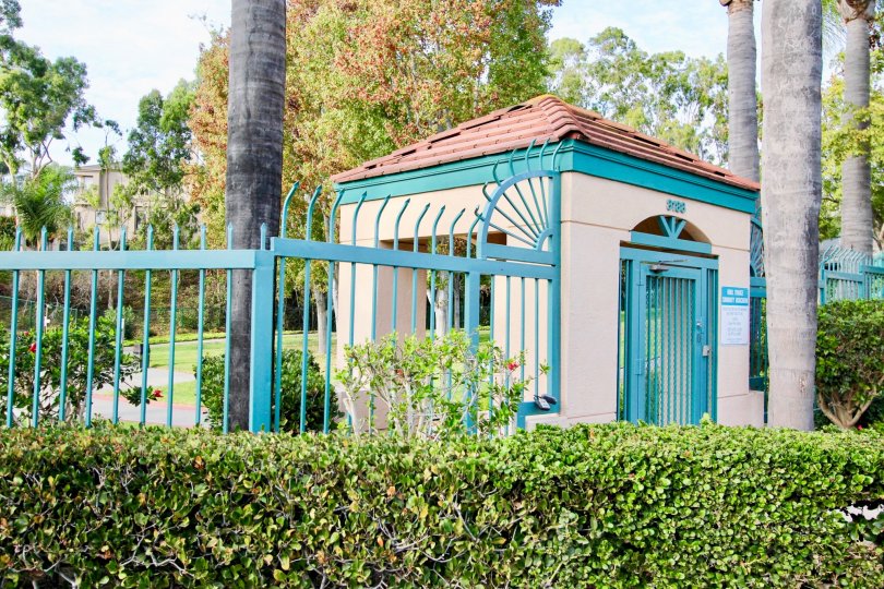 The front gates of the La Jolla City Club in Beautiful University City, CA