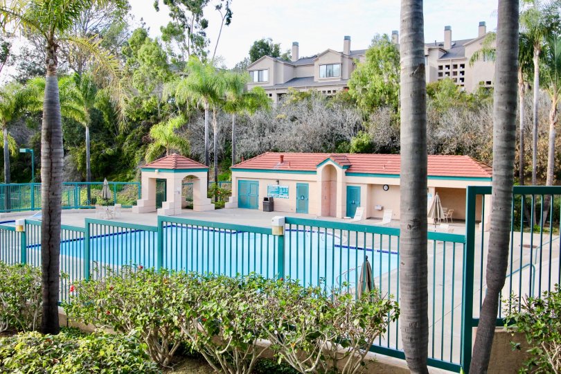 La Jolla City Club in UTC is conveniently located in walking distance to UTC shopping. This gated community complex features BBQ and picnic area, pool, and tennis. The condos are stylish and modern. This is an apartment-style complex (parking is undergrou