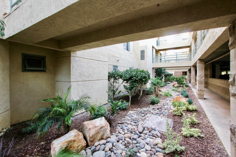 Beautifully landscaped grounds at La Jolla City Club in University City, California