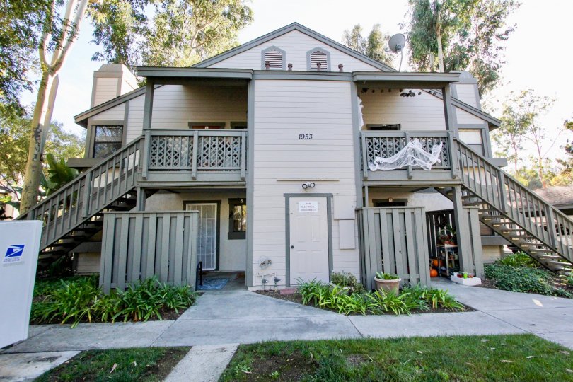 Shadowridge Club View ,: Vista  ,California, white sky,trees