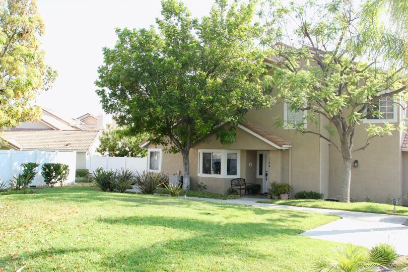 Bella Vista Condos, Lofts & Townhomes For Sale Bella Vista Real