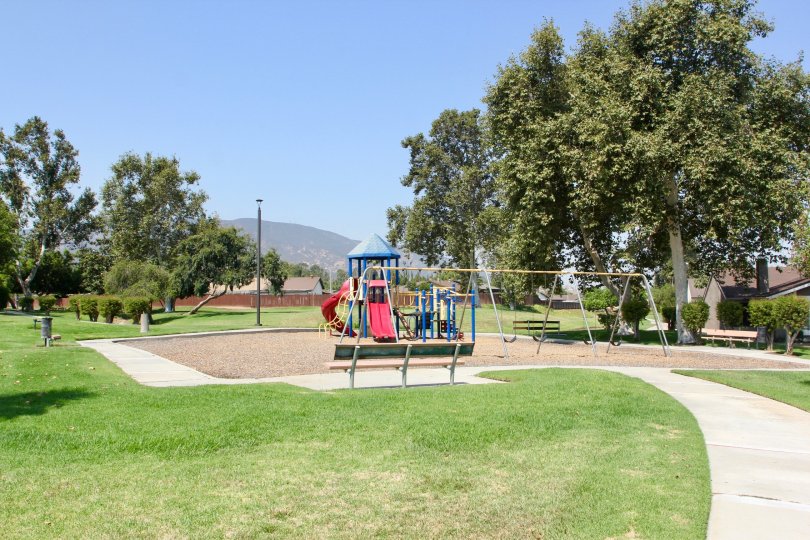 Village Grove Four Plex Condos, Lofts & Townhomes For Sale Village Grove Four Plex Real Estate