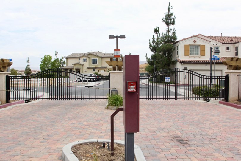 Aspen Hills Condos, Lofts & Townhomes For Sale Aspen Hills Real