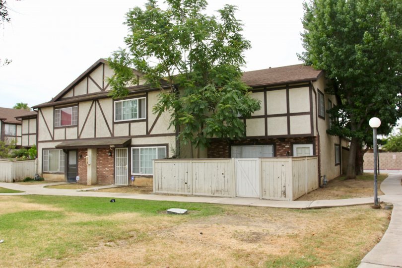 Woodland Villas Condos, Lofts & Townhomes For Sale Woodland Villas Real Estate Woodland