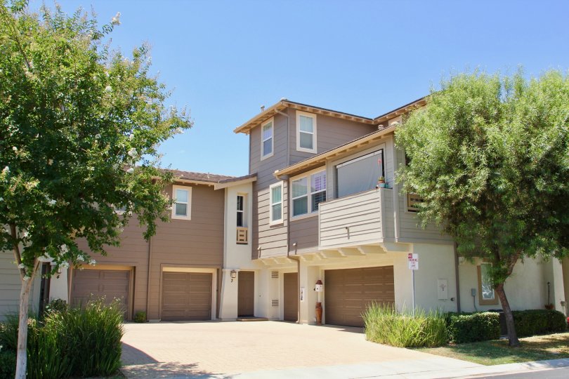 Amberwalk at Ivy Condos, Lofts & Townhomes For Sale Amberwalk at Ivy