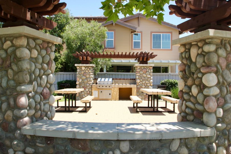 Amberwalk at Ivy Condos, Lofts & Townhomes For Sale Amberwalk at Ivy