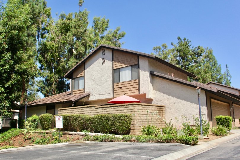 Canyon Tree Condos, Lofts & Townhomes For Sale Canyon Tree Real