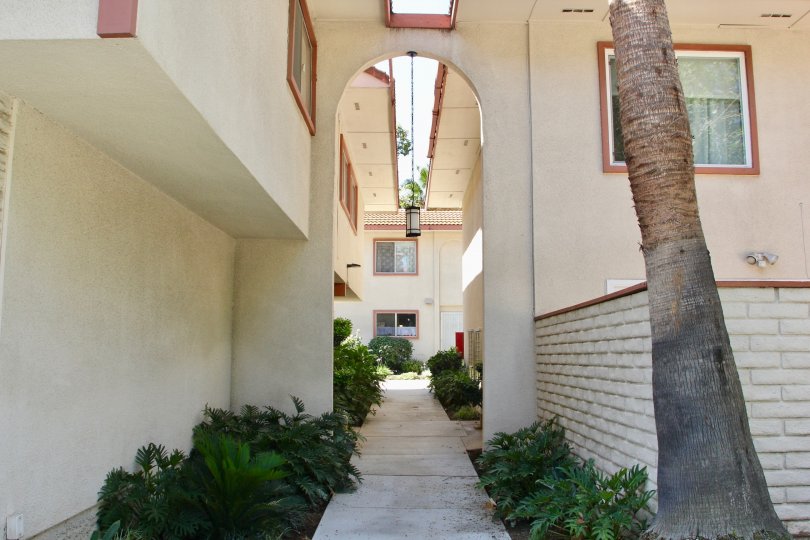 Las Mesas Condos, Lofts & Townhomes For Sale Las Mesas Real Estate