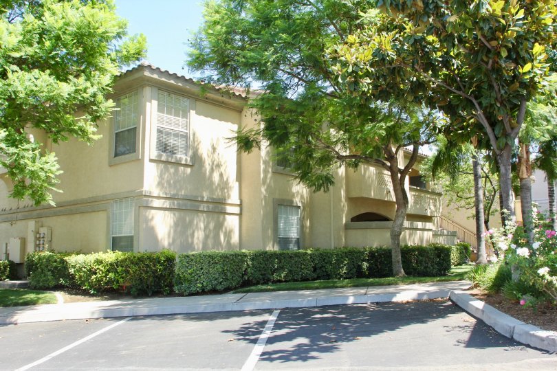Sonata at Canyon Crest Condos, Lofts & Townhomes For Sale Sonata at
