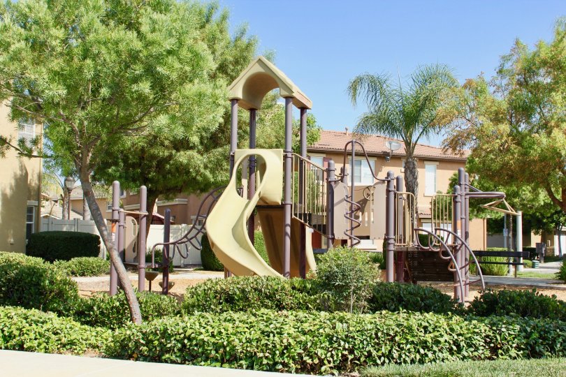 Auberry Place Condos, Lofts & Townhomes For Sale Auberry Place Real