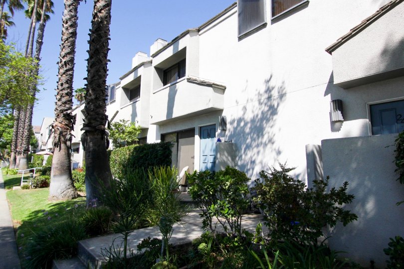 Alhambra Palm Villa Condos, Lofts & Townhomes For Sale Alhambra Palm
