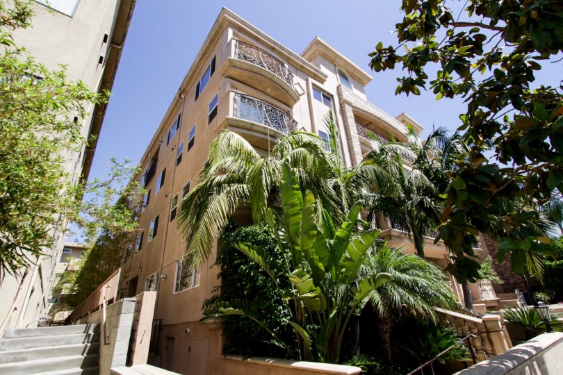 Bedford Villas Condos, Lofts & Townhomes For Sale Bedford Villas Real