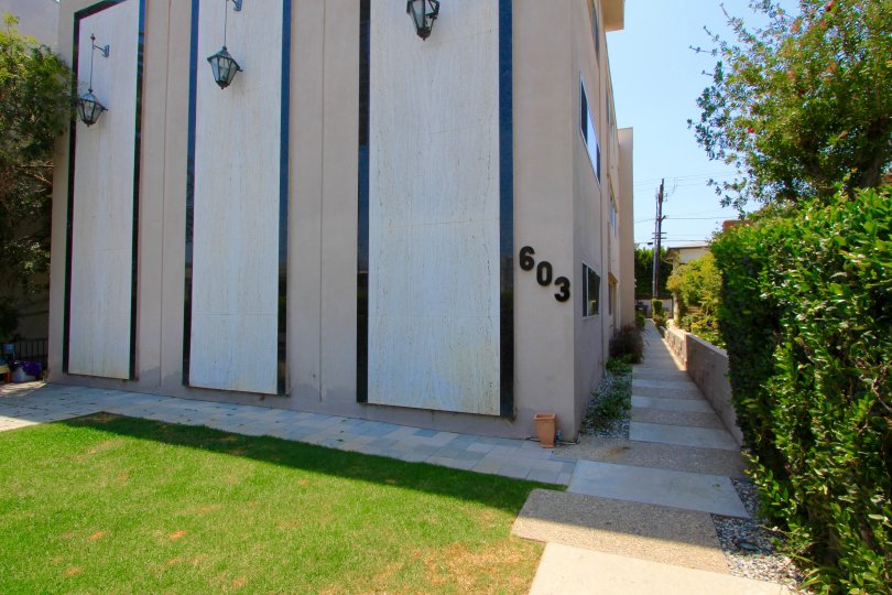 Beverly Doheny Townhouse Condos, Lofts & Townhomes For Sale Beverly Doheny Townhouse Real