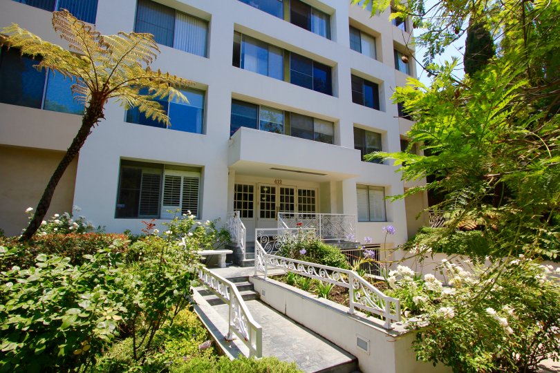 Beverly Hills Town House Condos, Lofts & Townhomes For Sale Beverly