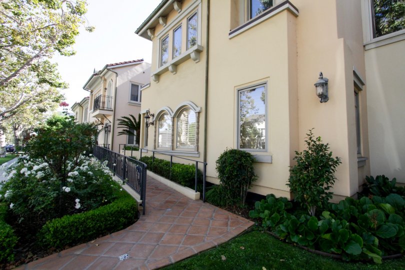 Beverly Hills Villas Condos, Lofts & Townhomes For Sale Beverly Hills
