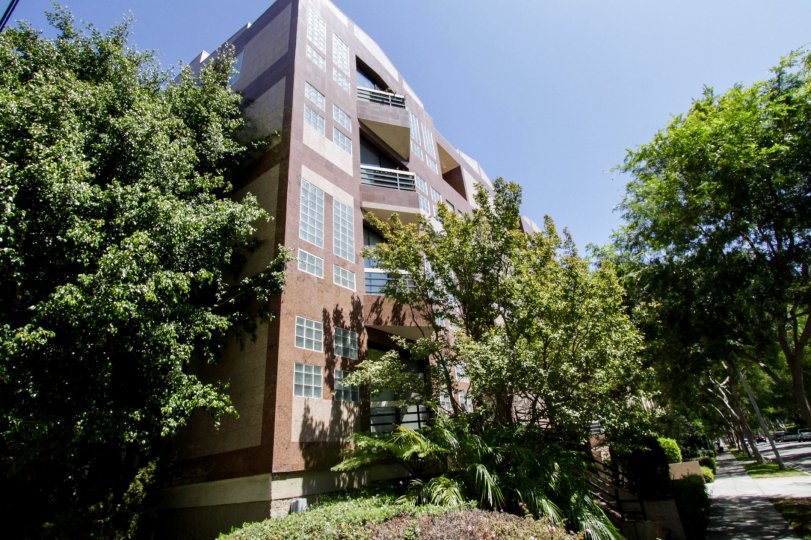 Crescent Townhouse Condos, Lofts & Townhomes For Sale Crescent