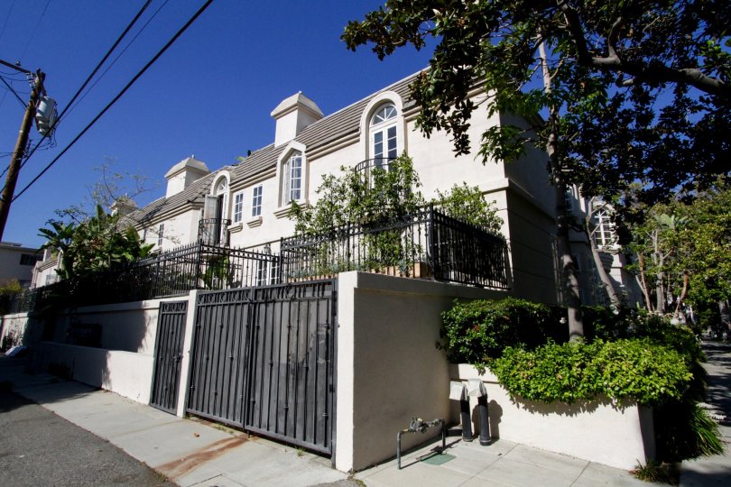 Dayton Way Condos, Lofts & Townhomes For Sale Dayton Way Real Estate