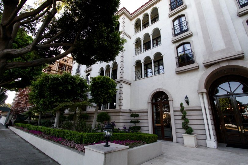 Le Faubourg St Germain Condos, Lofts & Townhomes For Sale Le Faubourg