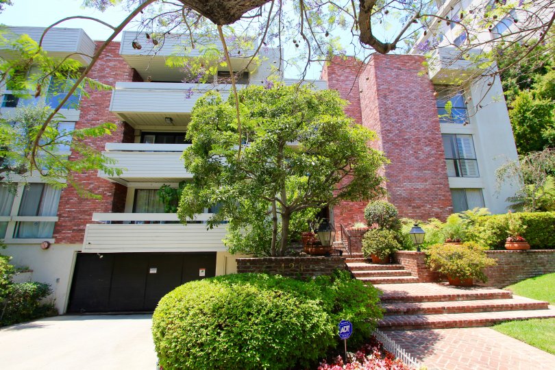 Park Oakhurst Condos, Lofts & Townhomes For Sale Park Oakhurst Real