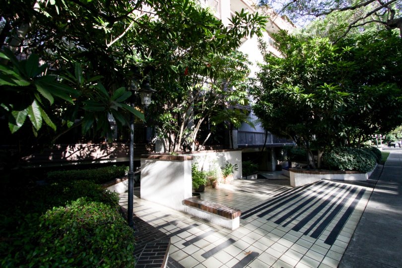 Royal Palms Gardens Condos, Lofts & Townhomes For Sale Royal Palms