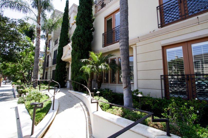 Spalding Peninsula Condos, Lofts & Townhomes For Sale Spalding