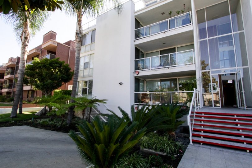 The Pointe at Beverly Hills Condos, Lofts & Townhomes For Sale The