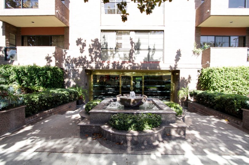 The Hamptons Condos, Lofts & Townhomes For Sale The Hamptons Real