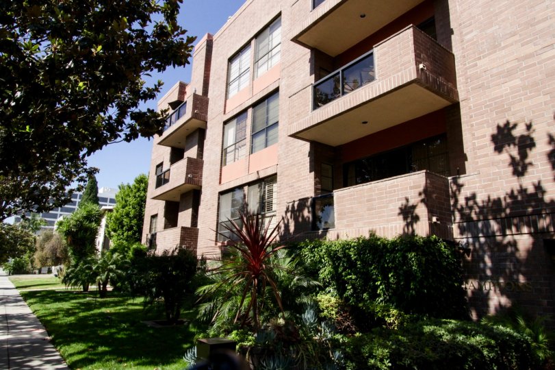 The Hamptons Condos, Lofts & Townhomes For Sale The Hamptons Real