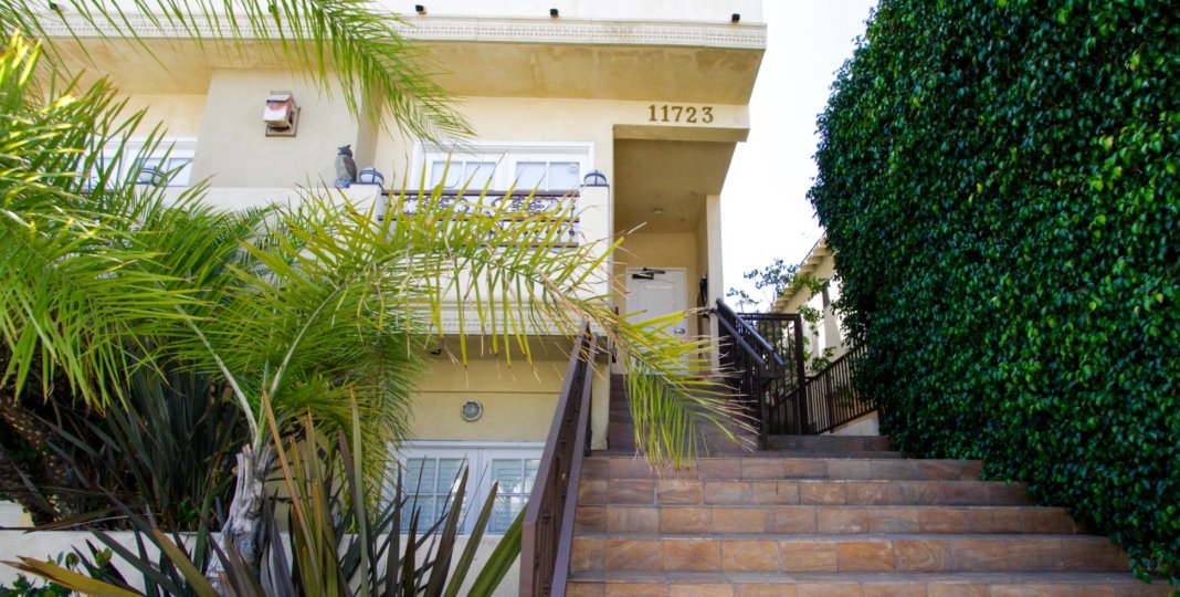 Brentwood Mayfield Condos, Lofts & Townhomes For Sale Brentwood