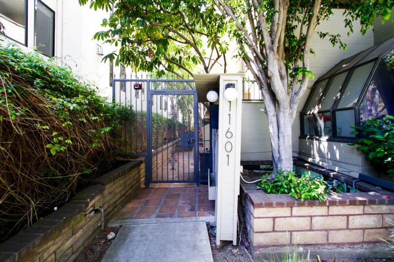 Brentwood Somerset Condos, Lofts & Townhomes For Sale Brentwood