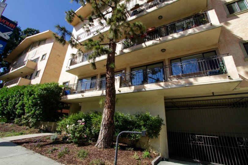 Brentwood Villas Condos, Lofts & Townhomes For Sale Brentwood Villas Real Estate Brentwood