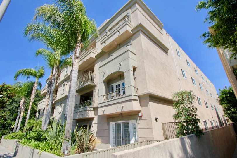 Brentwood Darlington Condos, Lofts & Townhomes For Sale Brentwood