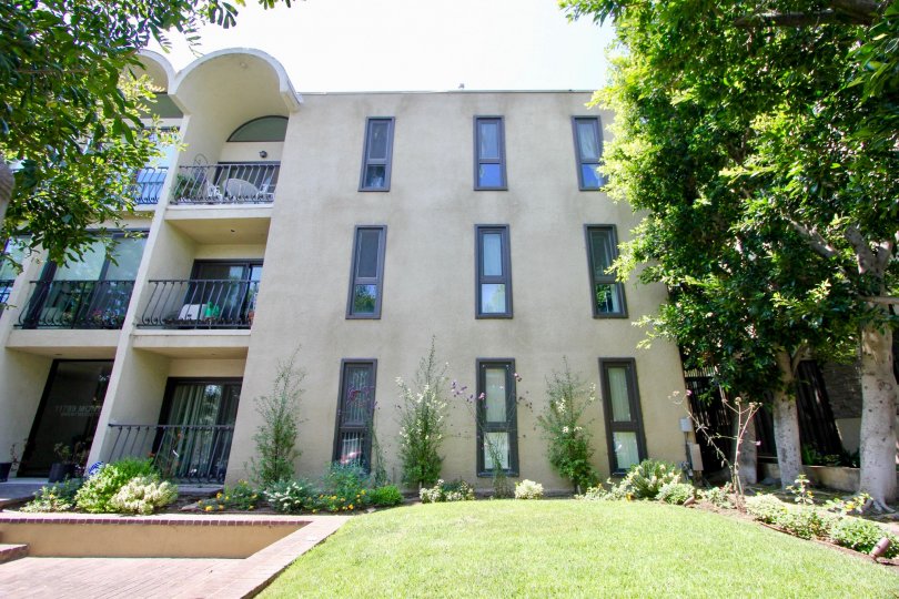 Brentwood Townhomes Condos, Lofts & Townhomes For Sale Brentwood Townhomes Real Estate