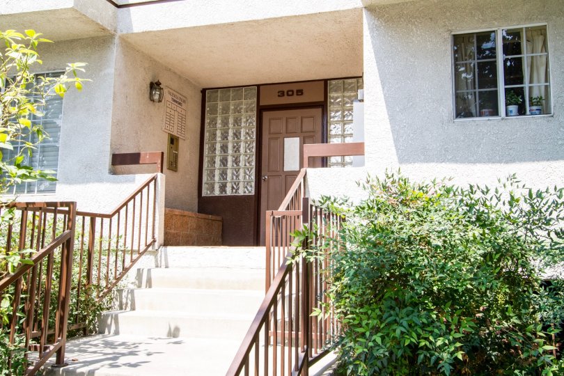 Valencia Palms Condos, Lofts & Townhomes For Sale Valencia Palms Real