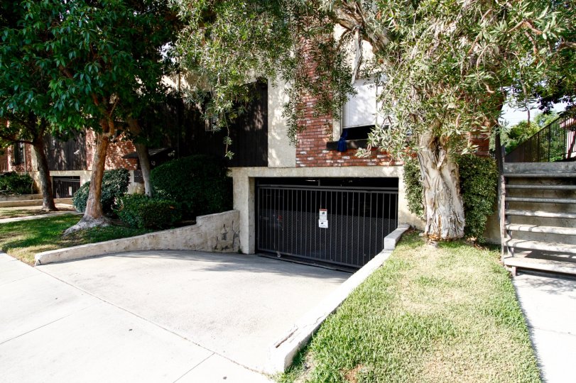 Whitnall Villas Condos, Lofts & Townhomes For Sale Whitnall Villas