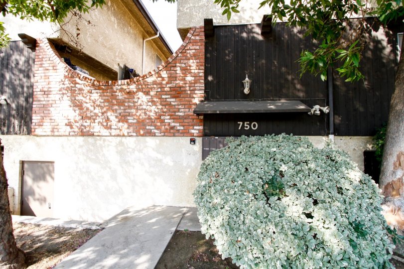 Whitnall Villas Condos, Lofts & Townhomes For Sale Whitnall Villas