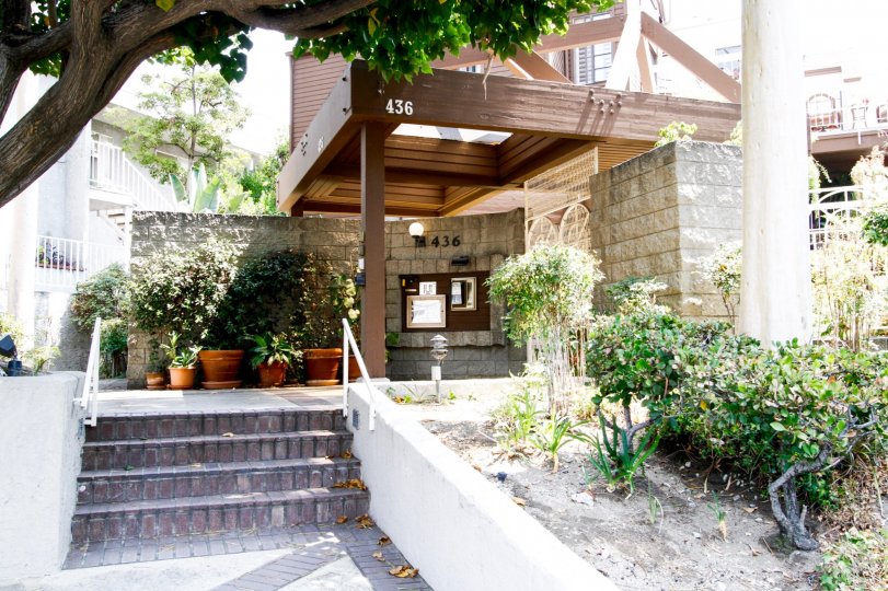 Woodside Manor Condos, Lofts & Townhomes For Sale Woodside Manor Real