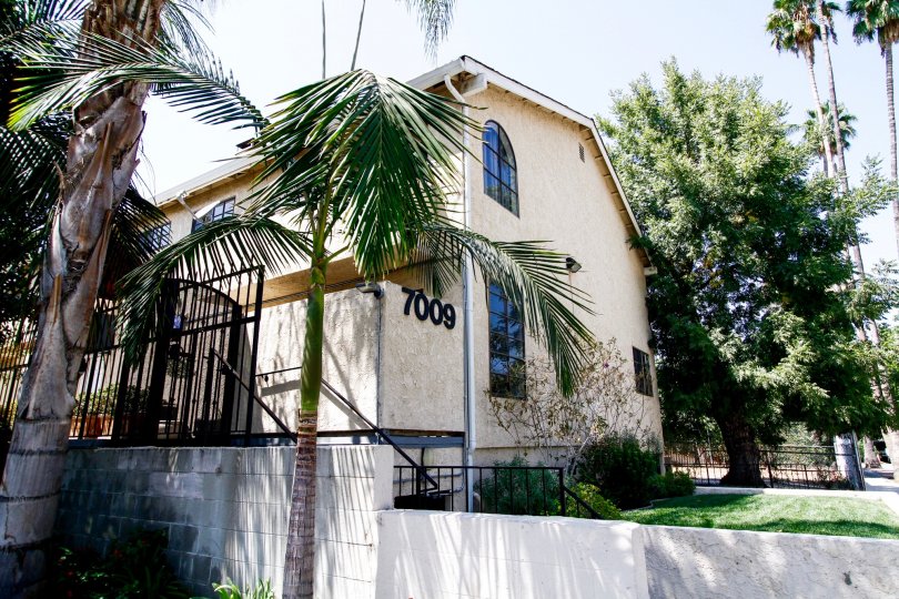 7009 Remmet Ave Condos, Lofts & Townhomes For Sale 7009 Remmet Ave