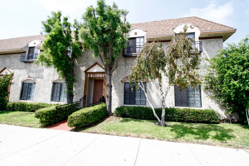 Aetna Manor Condos, Lofts & Townhomes For Sale Aetna Manor Real