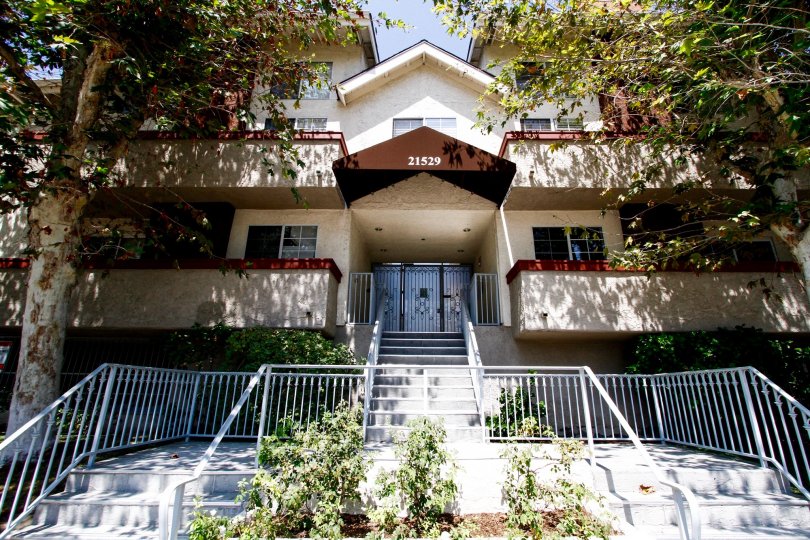 Saticoy Villas Condos, Lofts & Townhomes For Sale Saticoy Villas Real