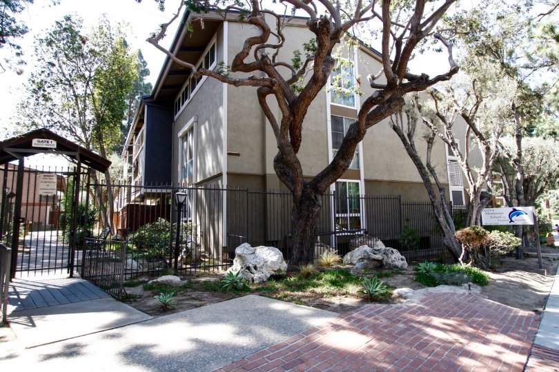 Heather Village Condos, Lofts & Townhomes For Sale Heather Village