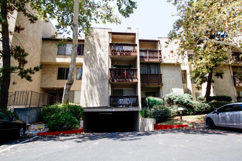 Lakeside Village Condos, Lofts & Townhomes For Sale Lakeside Village
