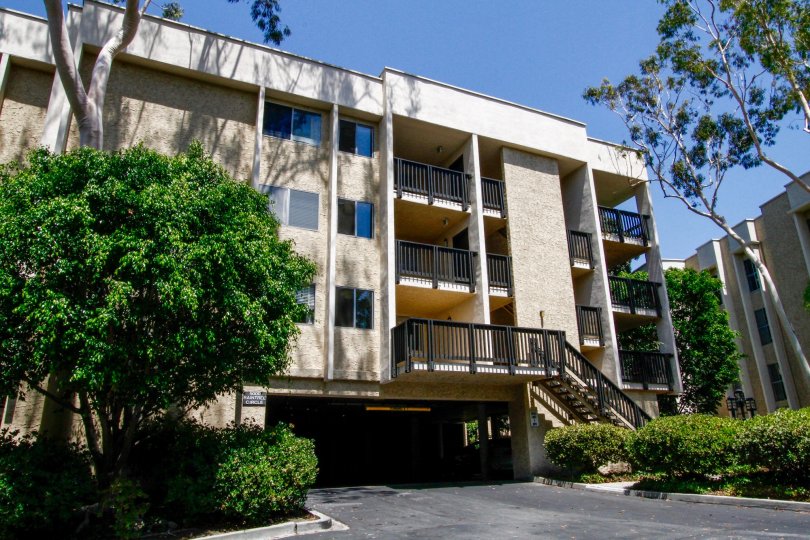 Raintree Condominiums