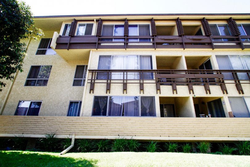 The Camelot Condos, Lofts & Townhomes For Sale The Camelot Real