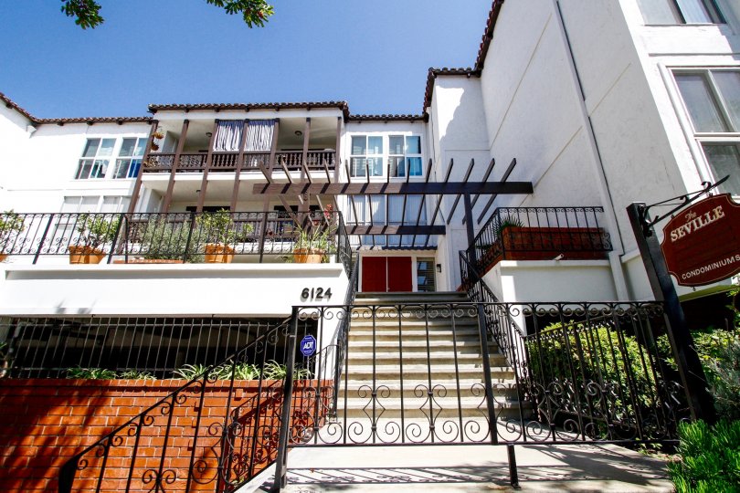 The Seville Condos, Lofts & Townhomes For Sale The Seville Real