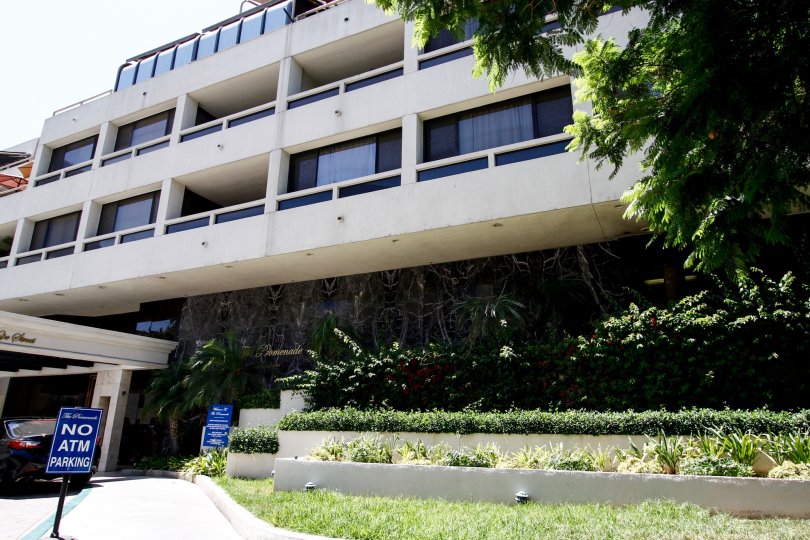 The Promenade Condos, Lofts & Townhomes For Sale The Promenade Real